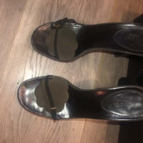 Black Gucci Heels Featured on Rolling Stones Cov… - Picture 7 of 16